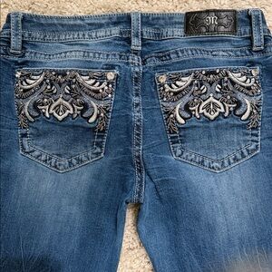 Miss Me Signature Skinny Jeans - Beautiful floral pockets - 31